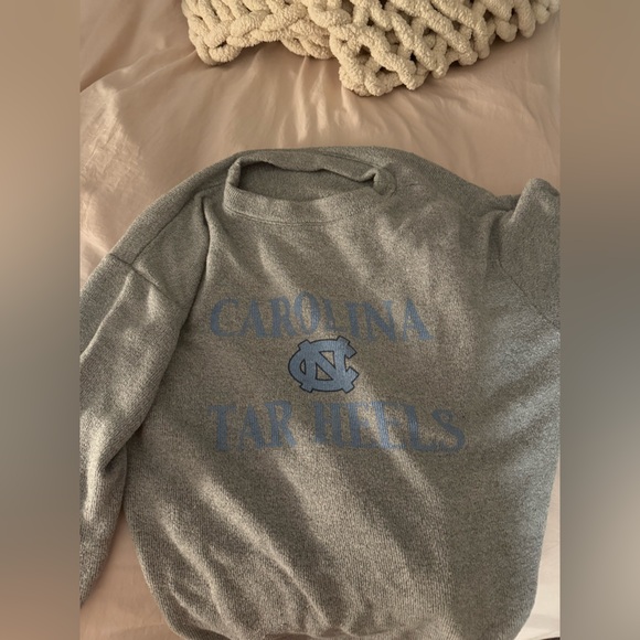 Tops - UNC Tar Heels Sweater